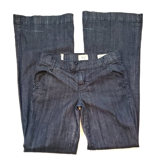 shio jeans